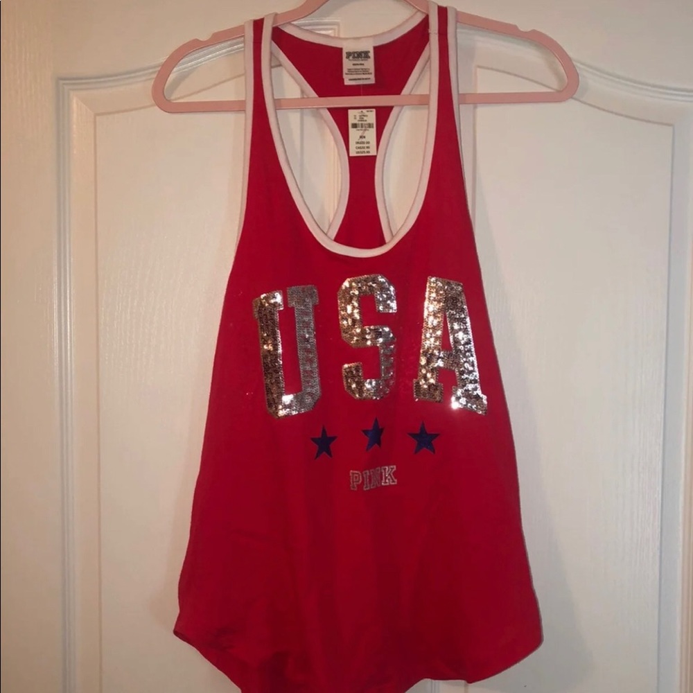 Medium VS USA Tank NWT